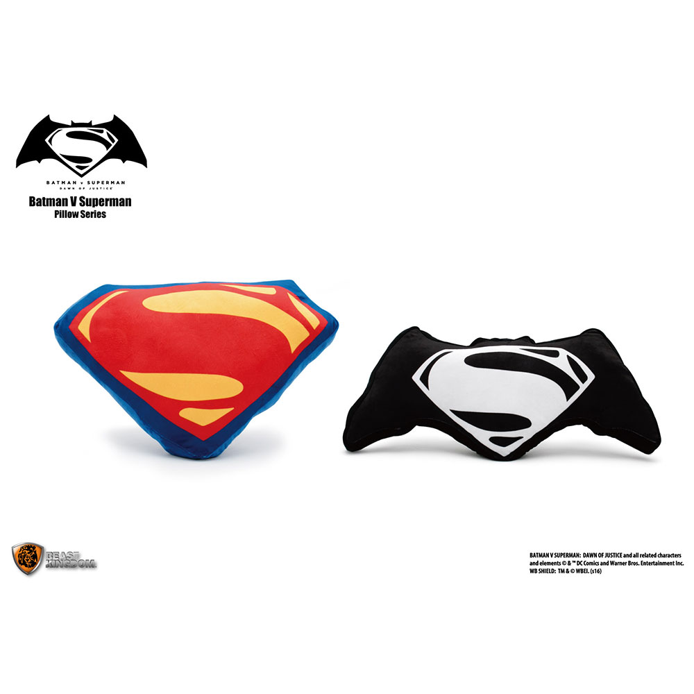 Batman vs Superman: Dawn of Justice BVS Pillow - Dawn of Justice Logo (PIL-BVS-004)